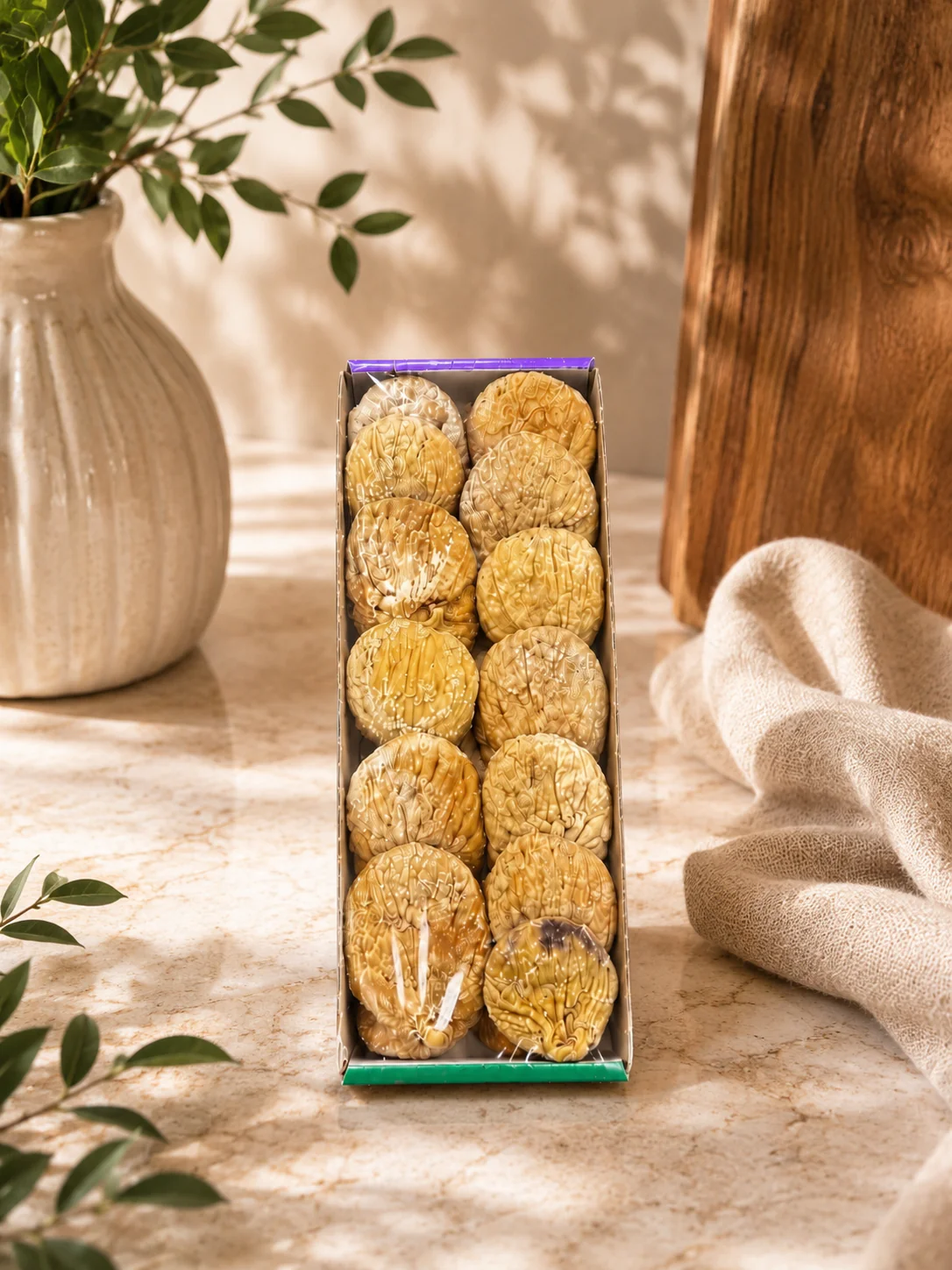 DRIED FIGS